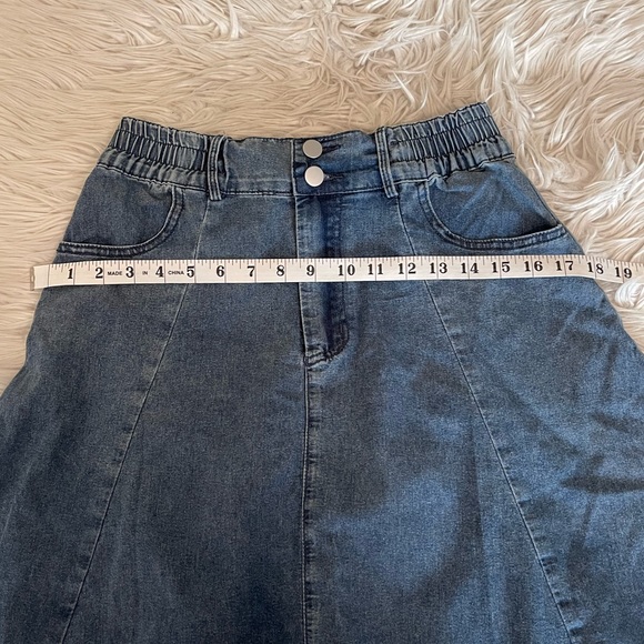 NWT | Denim midi skirt - Picture 10 of 16